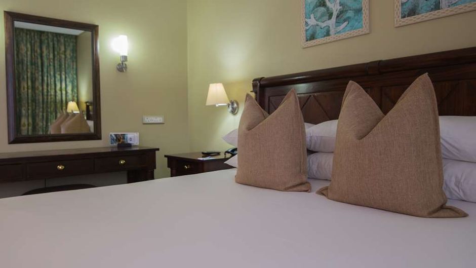 Cardoso Hotel Room