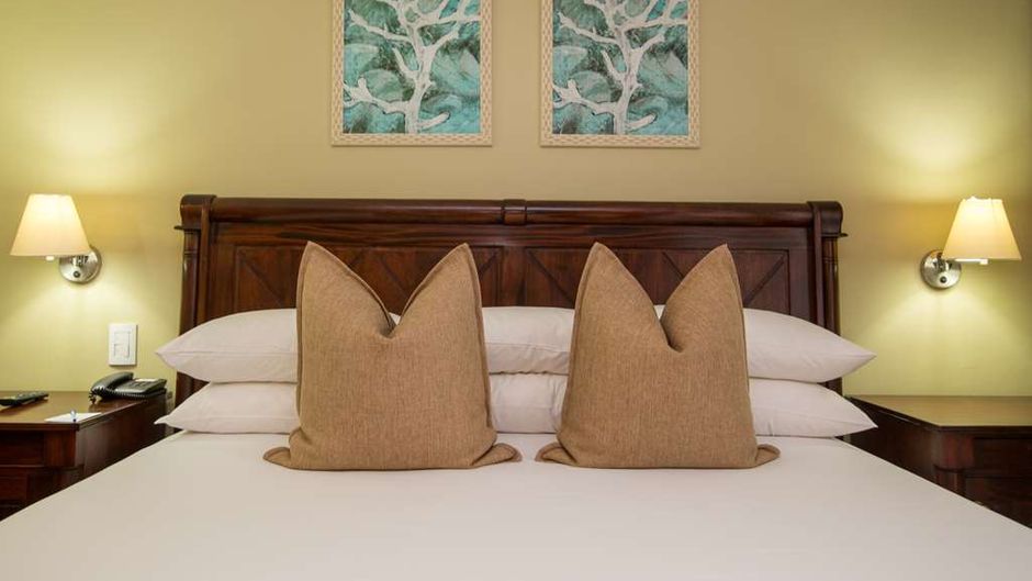 Cardoso Hotel Room