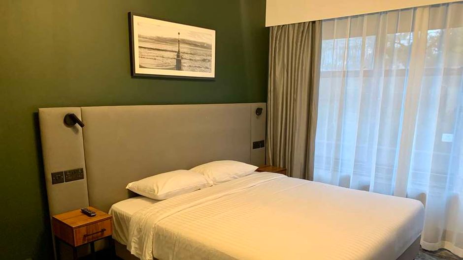Park Inn by Radisson Bournemouth Room