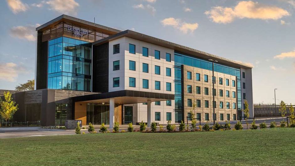 DoubleTree by Hilton Karaka Exterior