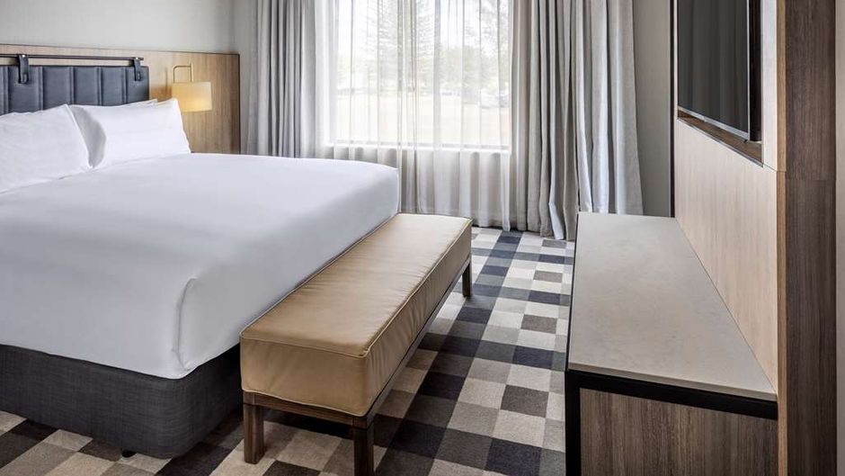 DoubleTree by Hilton Karaka Room