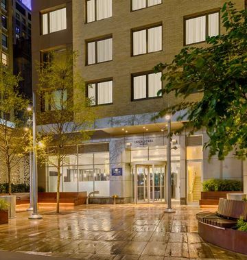 DoubleTree by Hilton Times Square South