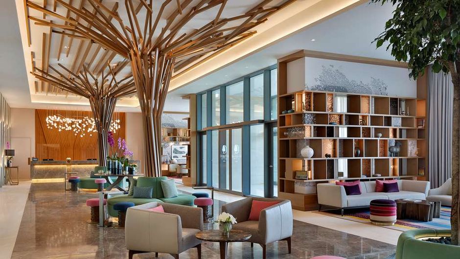 Doubletree by Hilton Sharjah Waterfront Lobby