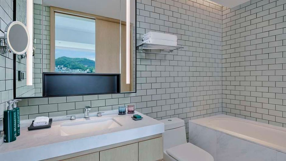 DoubleTree by Hilton Shenzhen Airport Room