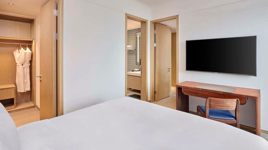 DoubleTree by Hilton Shenzhen Airport Room