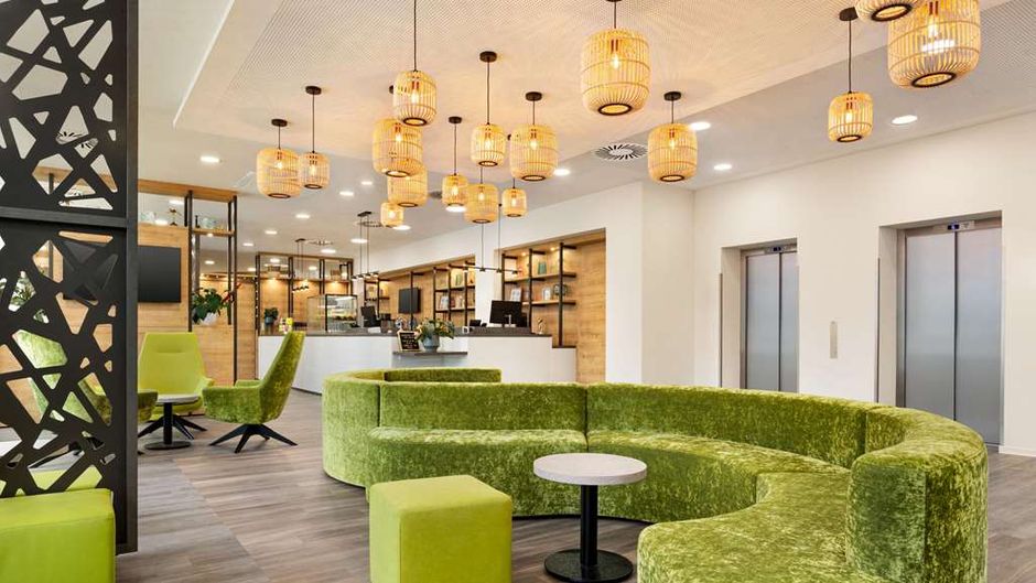 Super 8 by Wyndham Chemnitz Lobby