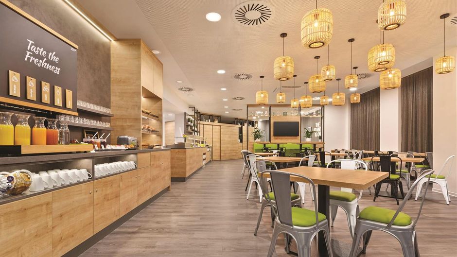 Super 8 by Wyndham Chemnitz Other