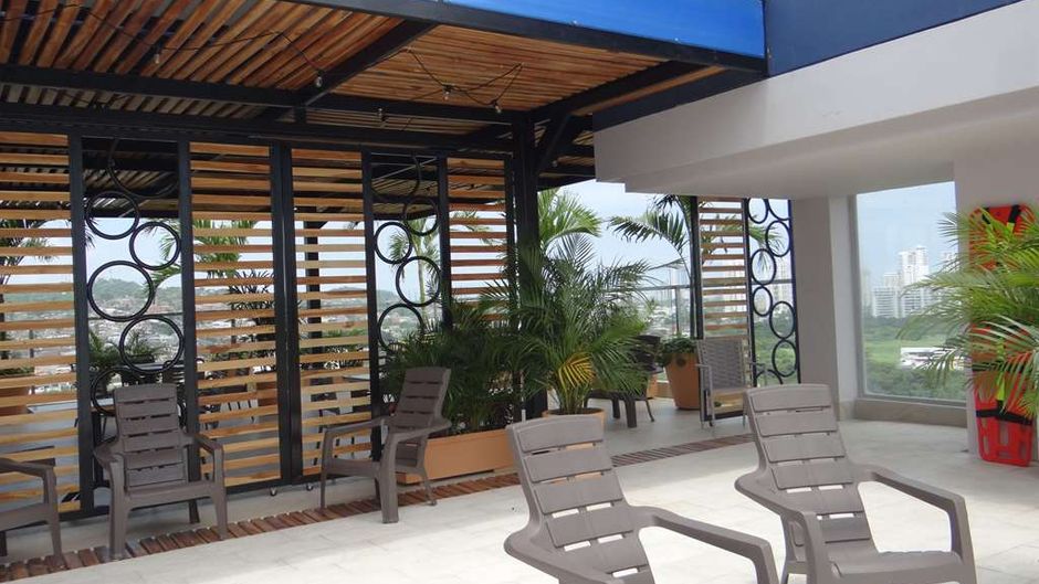 Wyndham Garden Cartagena Pool