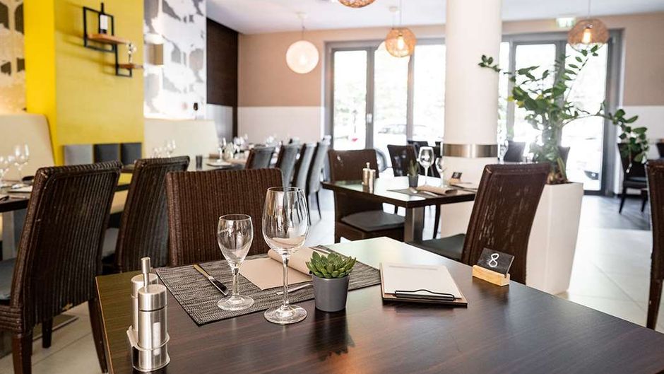 LanzCarre Hotel, Radisson Individuals Restaurant