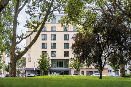 LanzCarre Hotel, Radisson Individuals