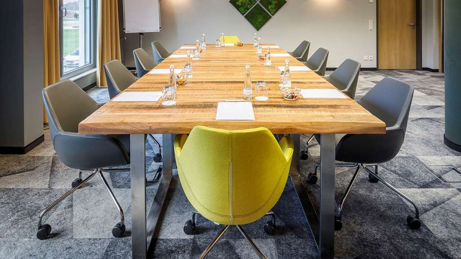 LanzCarre Hotel, Radisson Individuals Meeting