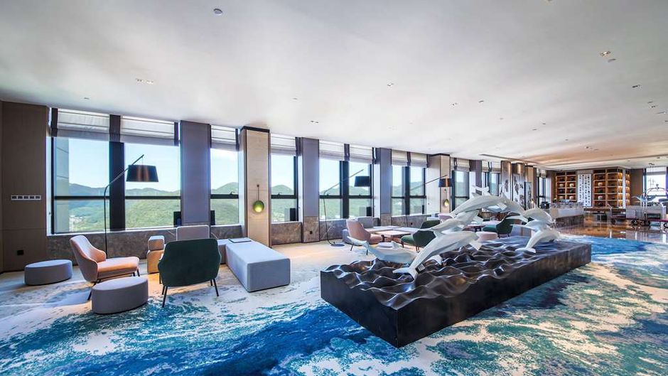 Howard Johnson Longxiang Hotel Ningbo Lobby
