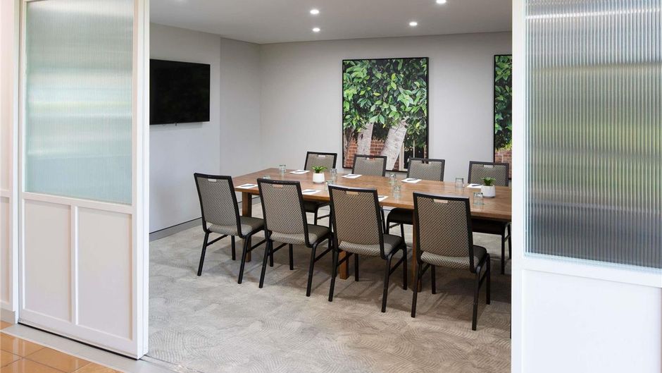 Mercure Sydney Blacktown Meeting