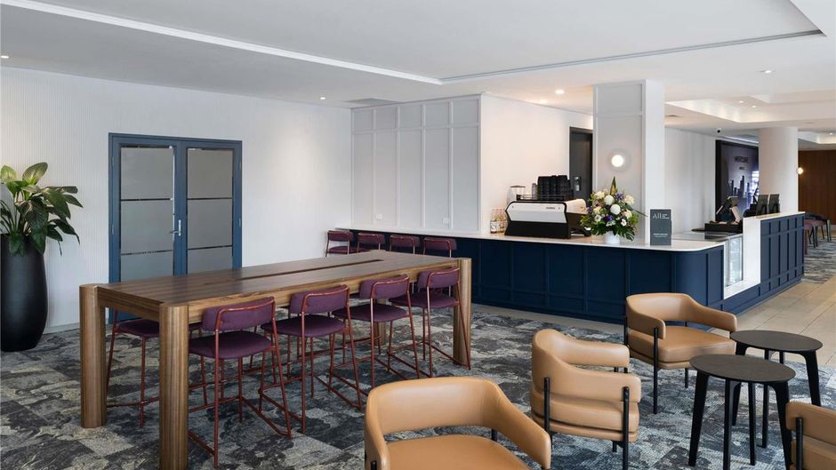 Mercure Brisbane Garden City Restaurant