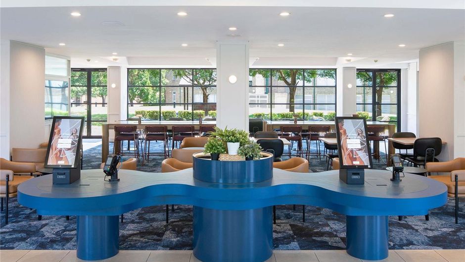 Mercure Sydney Macquarie Park Exterior