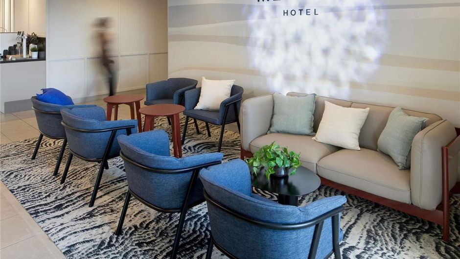 Mercure Sydney Manly Warringah Exterior