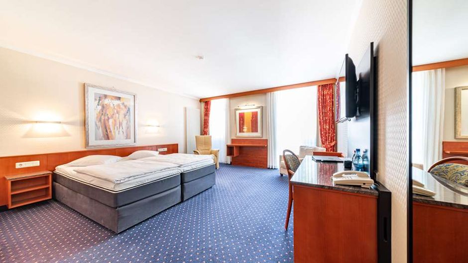Koener Hotel Room