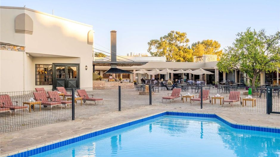 Mercure Hotel Windhoek Pool
