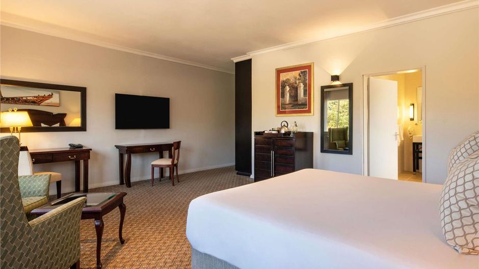 Mercure Hotel Windhoek Room