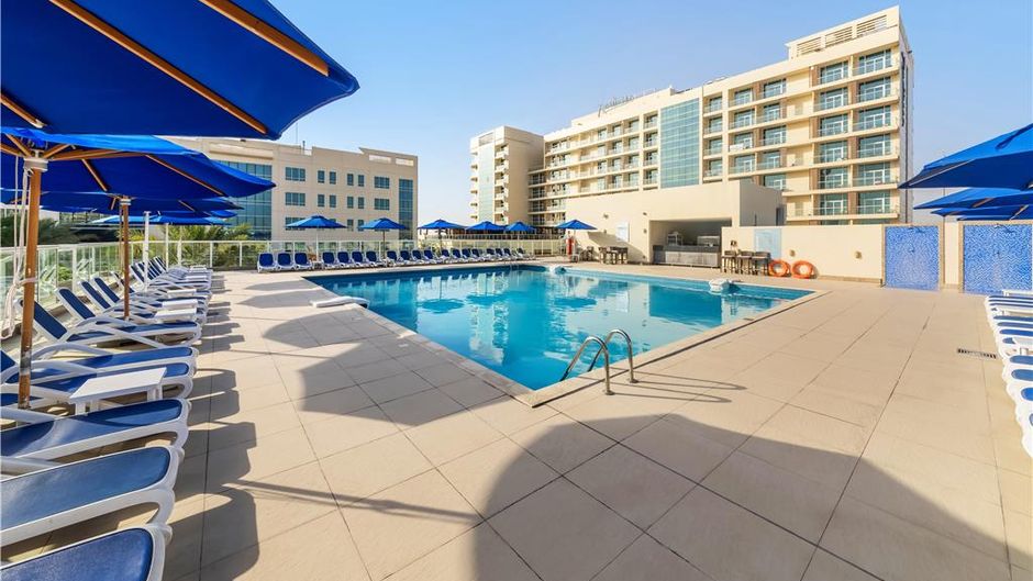 Radisson Resort Ras Al Khaimah Marjan Pool