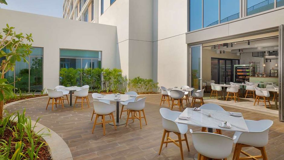 DoubleTree by Hilton Yas Isl Residences Restaurant