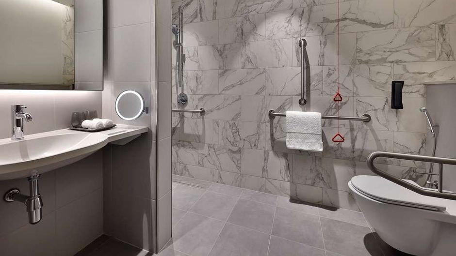 DoubleTree by Hilton Yas Isl Residences Room