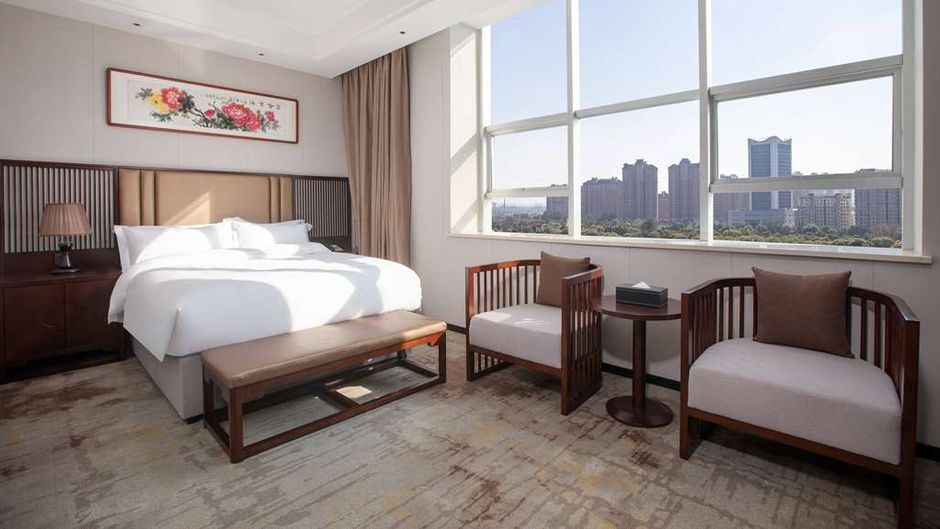 Ramada Encore by Wyndham Linqu Downtown Room