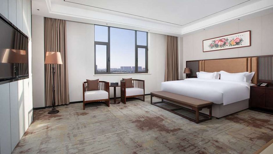 Ramada Encore by Wyndham Linqu Downtown Room