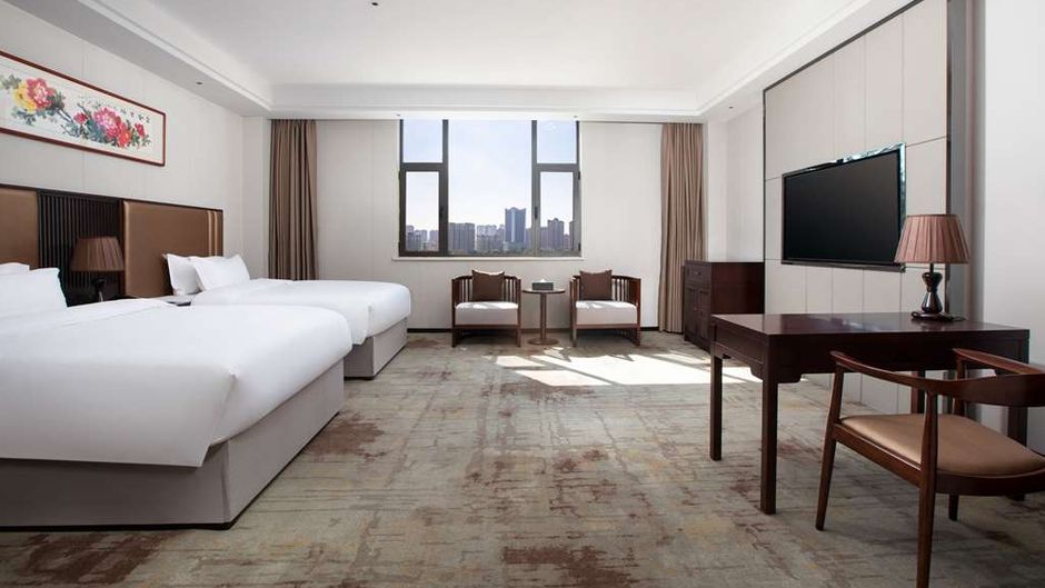 Ramada Encore by Wyndham Linqu Downtown Room