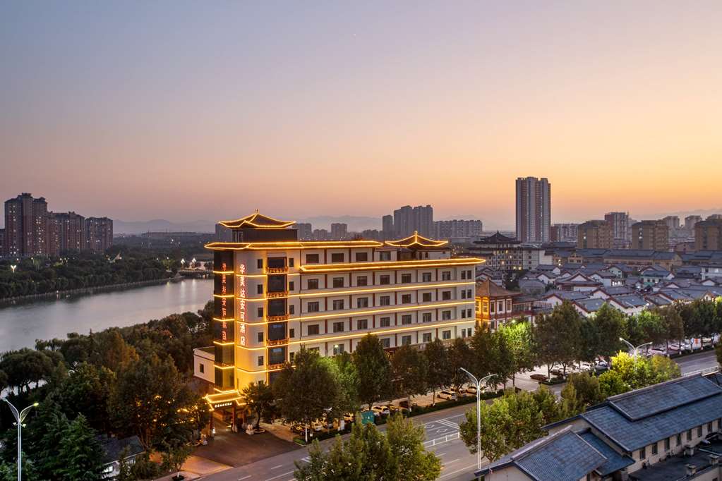 Ramada Encore by Wyndham Linqu Downtown- Weifang, China