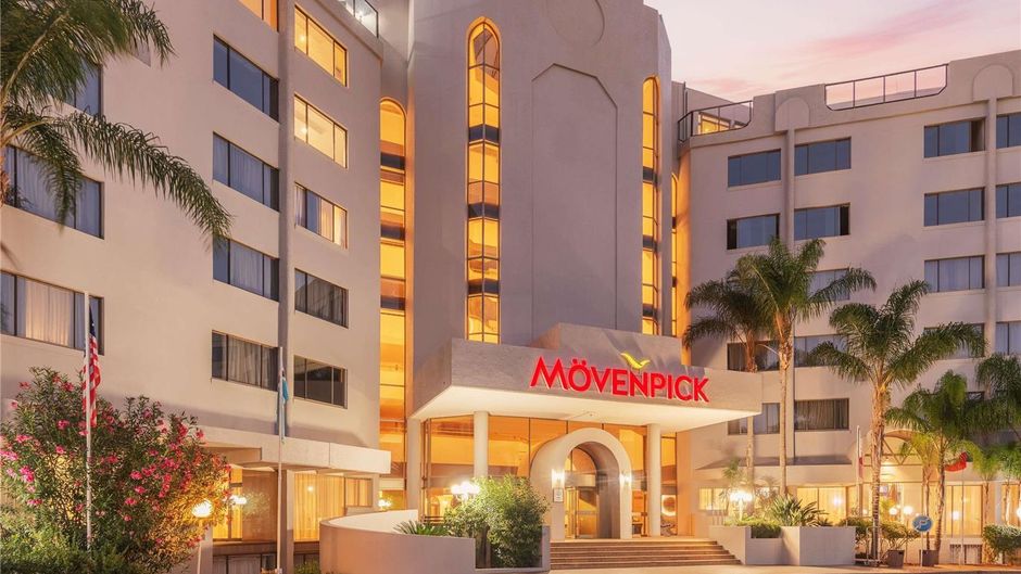 Moevenpick Hotel Windhoek Exterior
