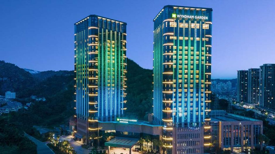 Wyndham Garden Yuhuan Downtown Exterior