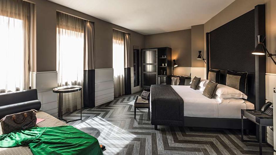 The Tribune Hotel Suite