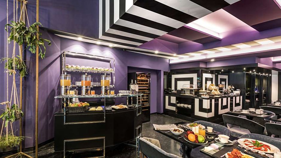 The Tribune Hotel Restaurant