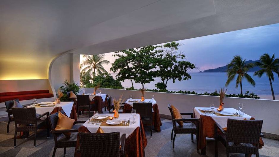 Homm Bliss Southbeach Patong Restaurant