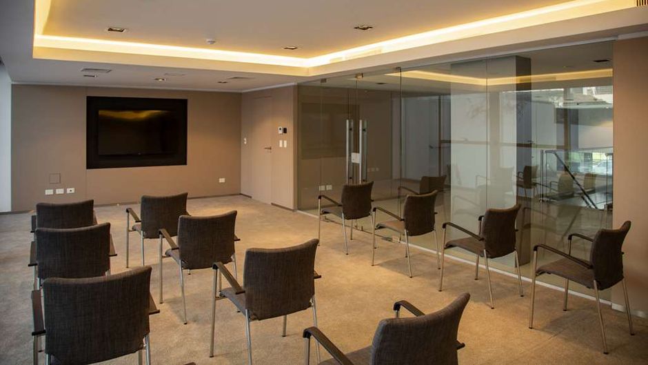 Dazzler by Wyndham La Plata Meeting
