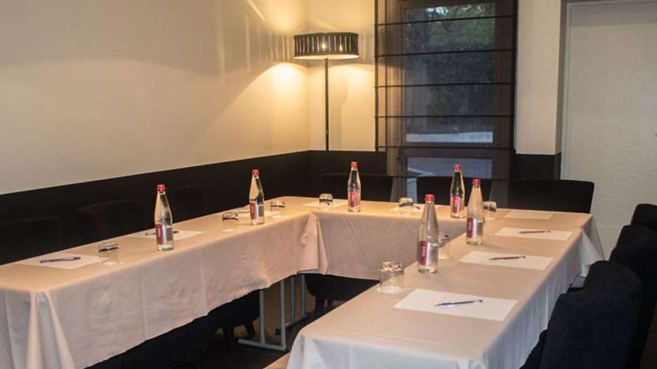 Hotel Quorum Meeting