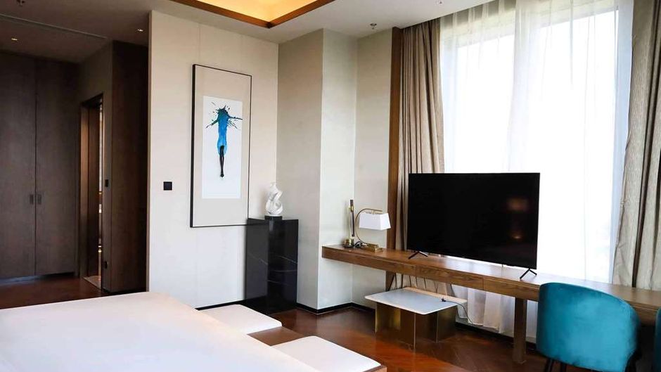 Howard Johnson Optics Valley Residence Room