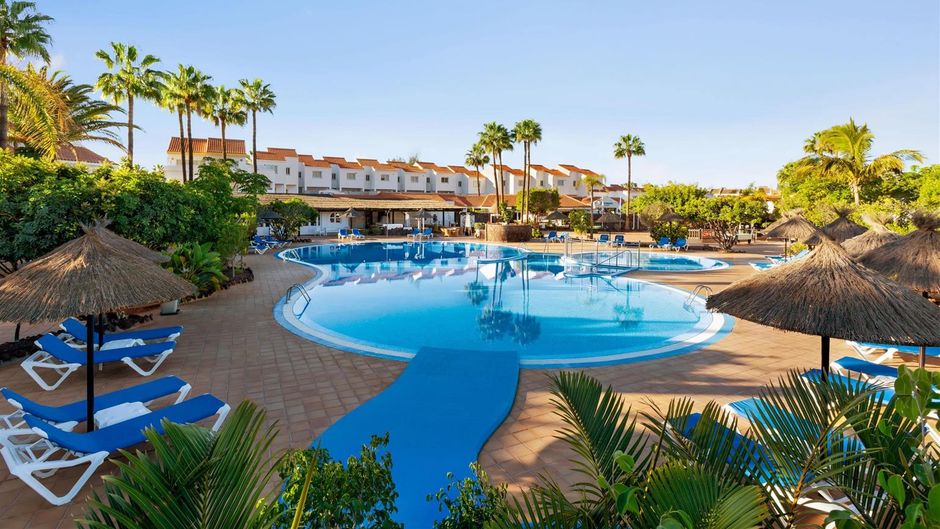 Wyndham Residences Golf del Sur Pool