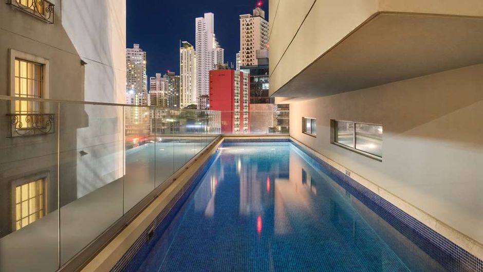 Bristol Panama Pool
