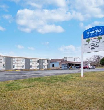 Travelodge by Wyndham Sarnia