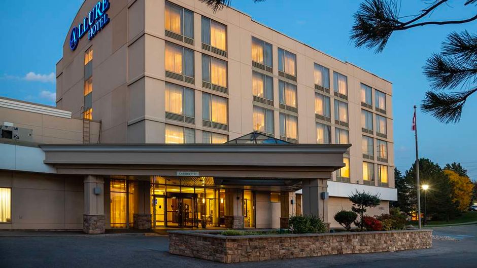 Allure Hotel & Conference Centre, Ascend Exterior