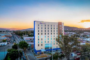 Sleep Inn Guadalajara Galerias