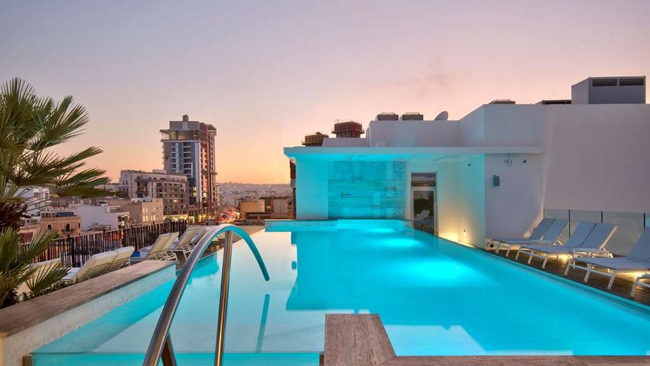 Hotel Valentina Pool