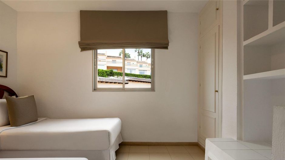 Ramada Hotel & Suites Costa del Sol Suite