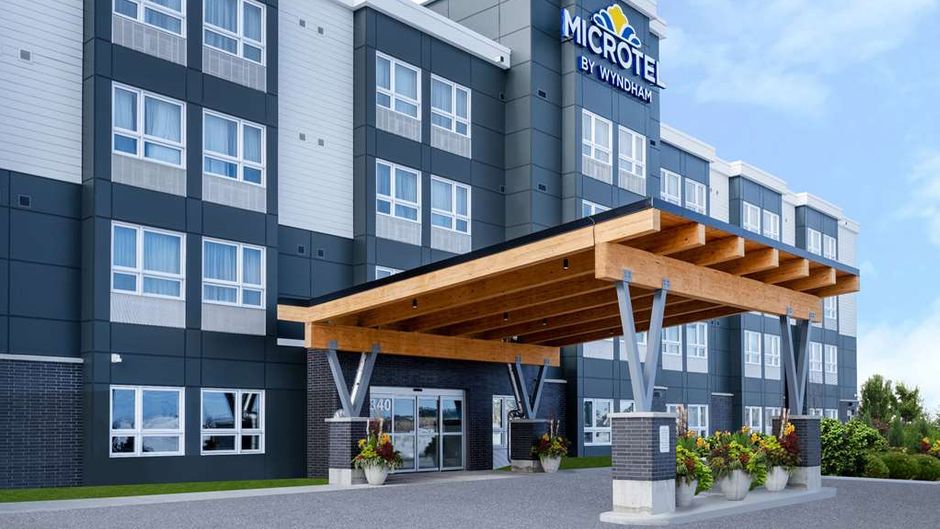 Microtel Inn & Suites by Wyndham Kanata Exterior