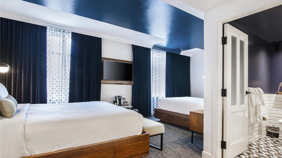 Hotel Belmont Vancouver MGallery Room