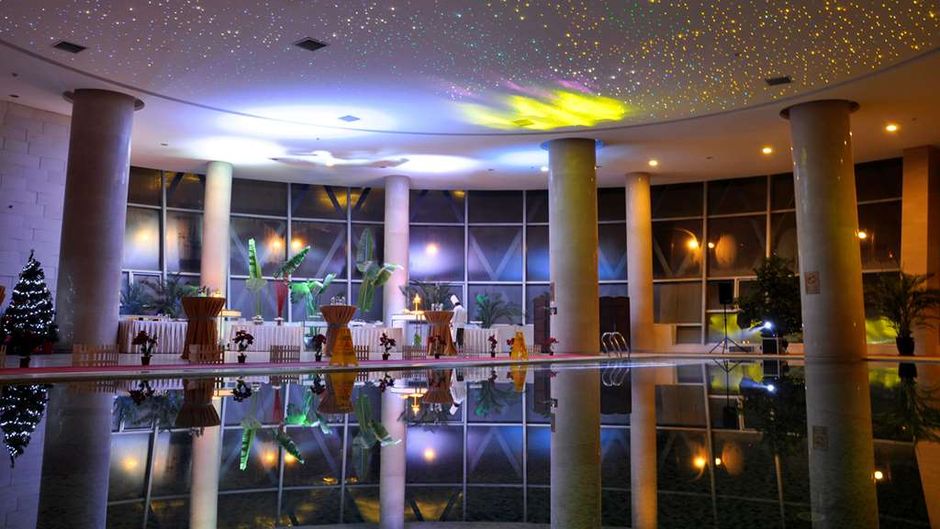 Radisson Hotel Tianjin Aqua City Pool