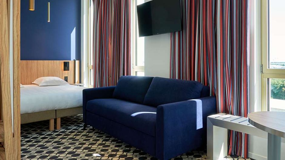 Hotel Akena-Nantes Reze Airport Suite