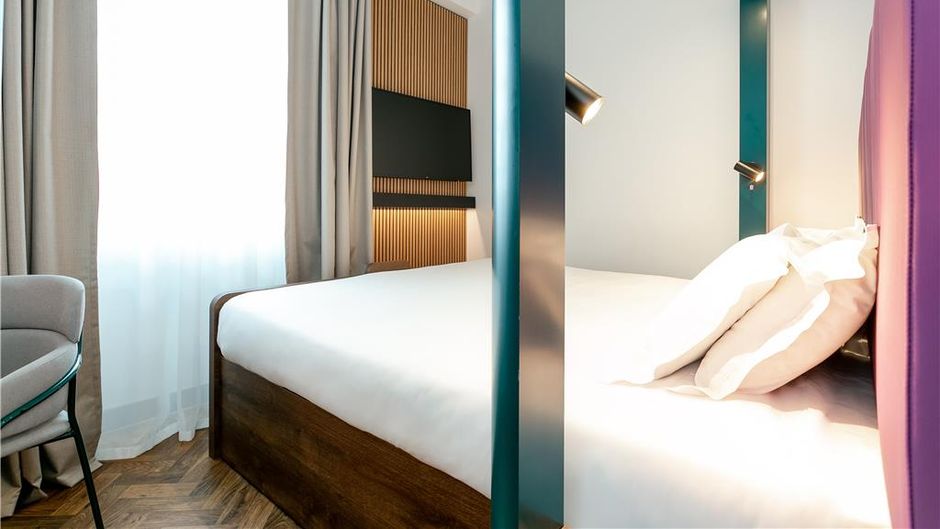 YOTEL Manchester Deansgate Room